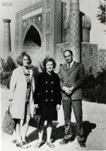 Н. Смолякова, Л.А. Ивашко и В.М. Мокиенко в Самарканде, 1973 г. 