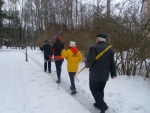 Лыжная команда уходит на лыжню. Ольгино, март 2012 г. 
